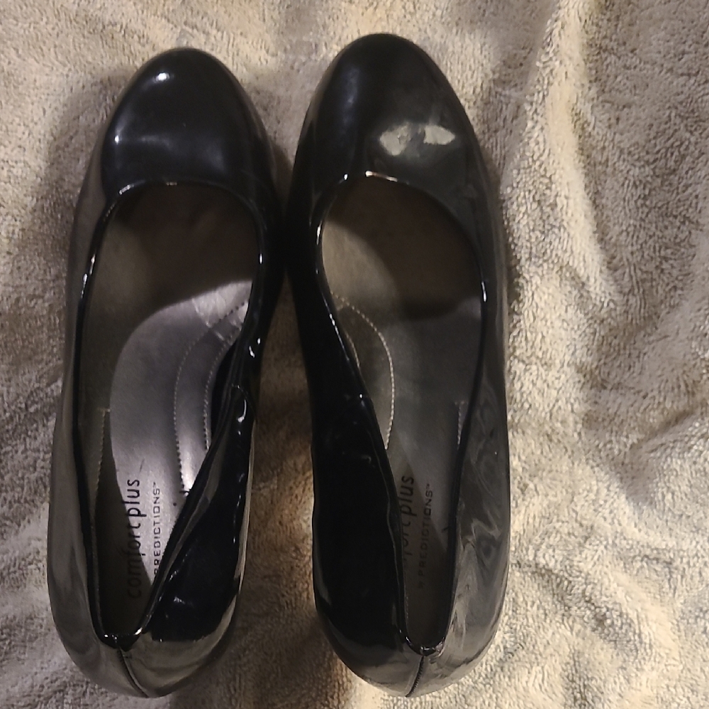 Predictions Black Patent Heels